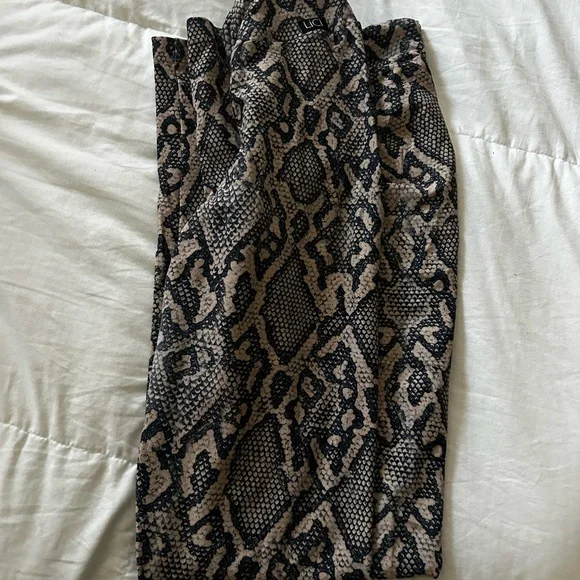 LiCifit Leggings - Picture 3 of 3